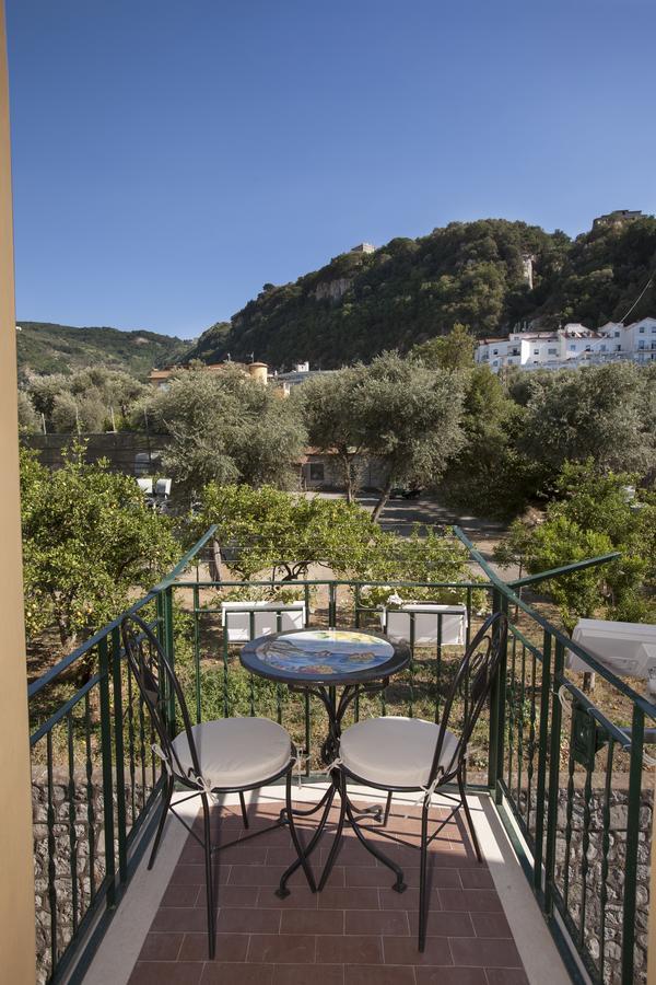 Bed and Breakfast Golfo Delle Sirene Сорренто Экстерьер фото